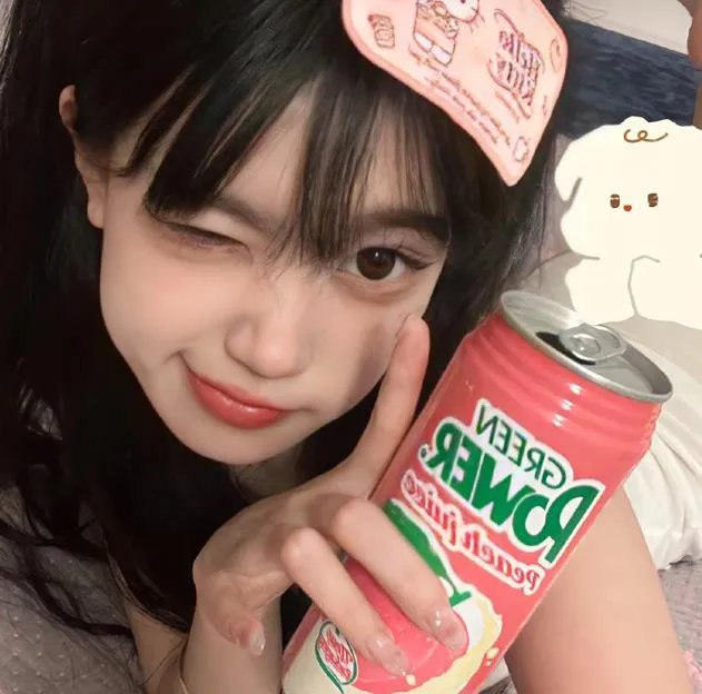 乌鸦与麻雀